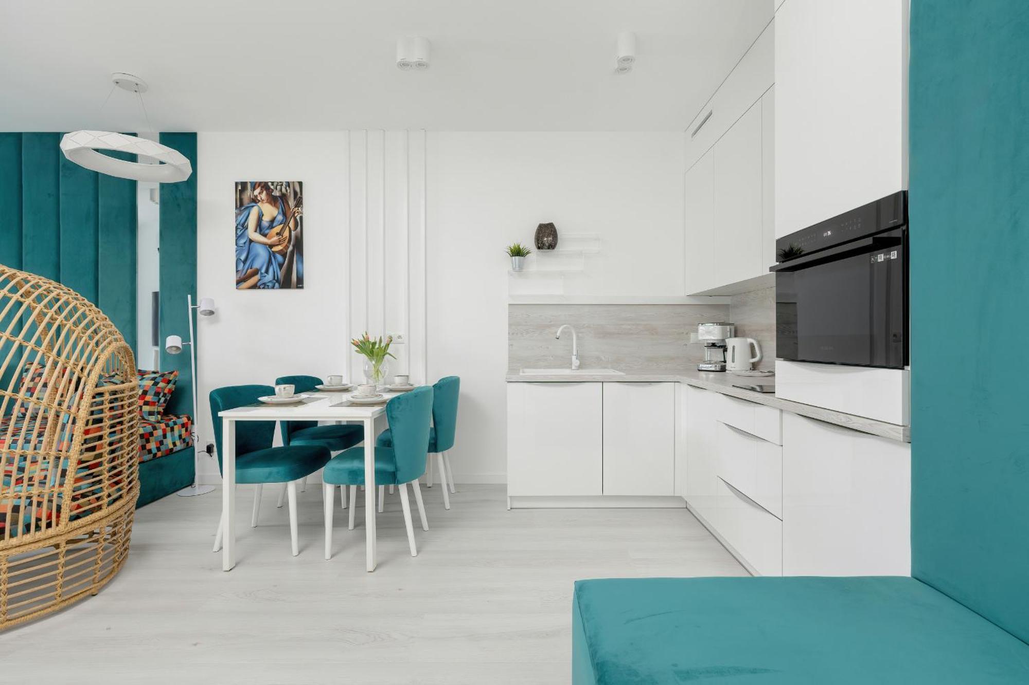 Pearl Turquoise Near The Sea With Free Parking By Renters Apartment *